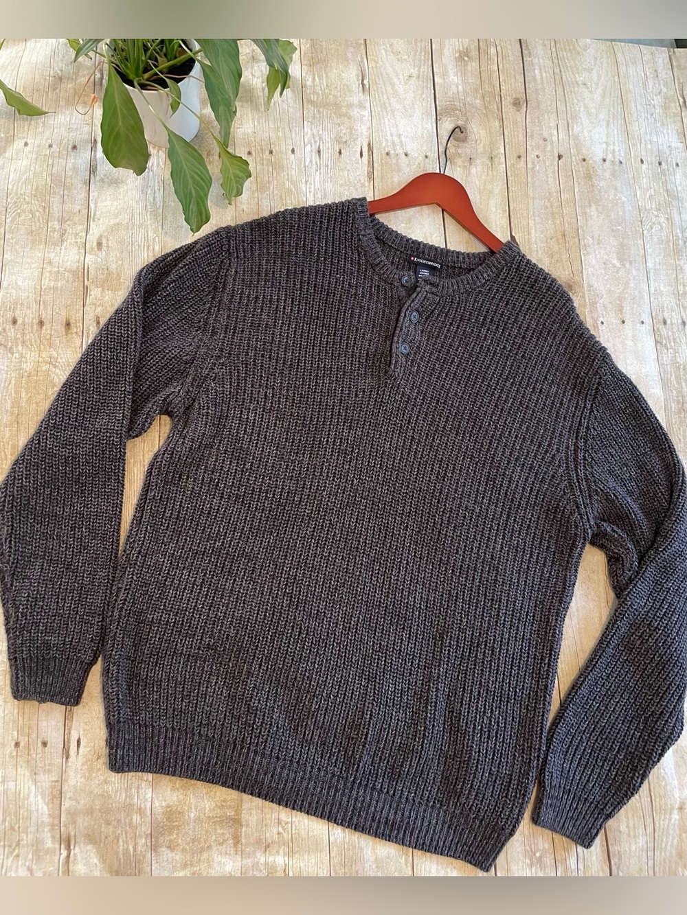 Kingsbridge VTG Men's Charcoal Knit Henley Sweater - Classic Crewneck Style